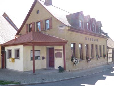 Bild vergr&ouml;&szlig;ern: Rathaus in Diebach
