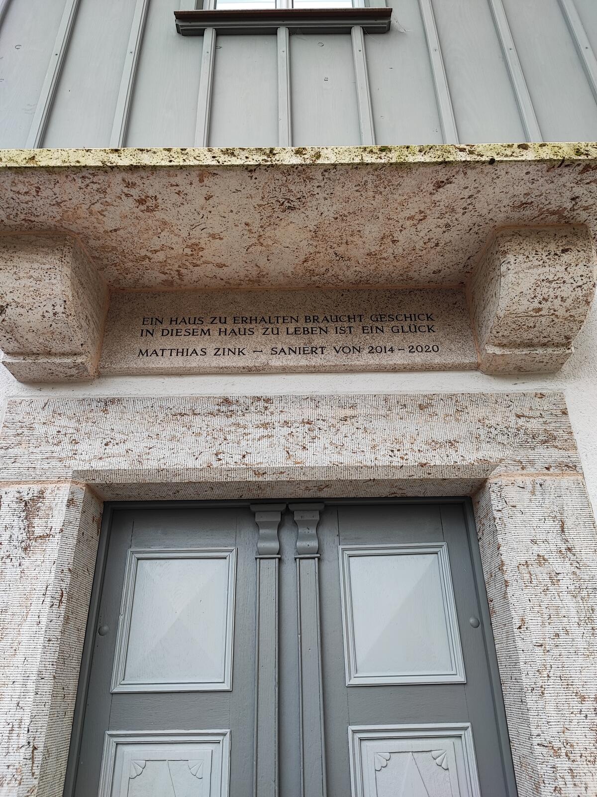 Bild vergrößern: Besuch im ehemaligen Zollwärterhaus von Reichardsroth
