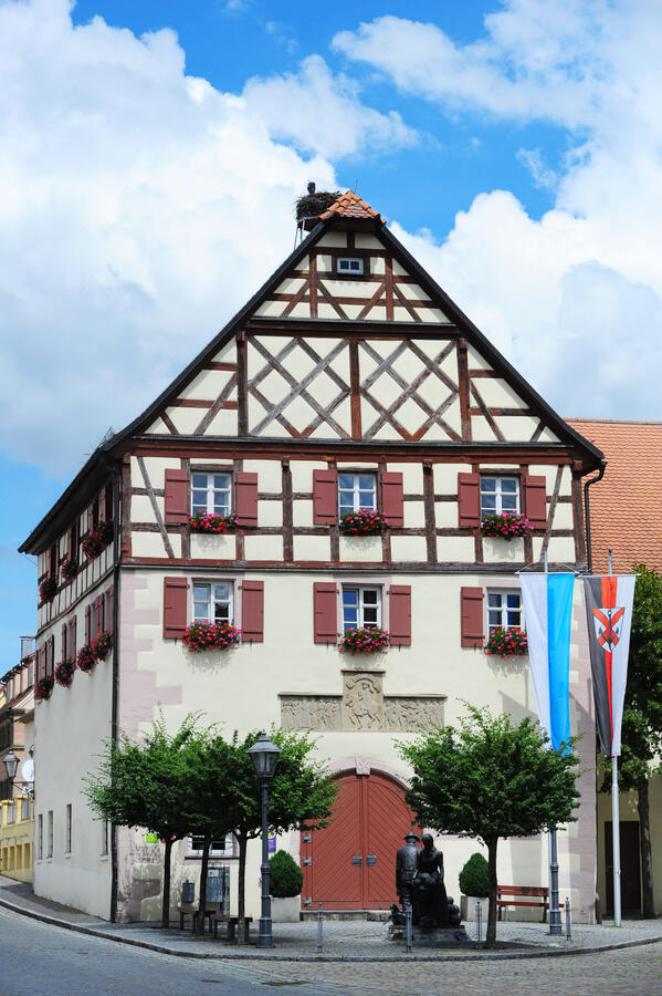 Bild vergr&ouml;&szlig;ern: Rathaus in Merkendorf
