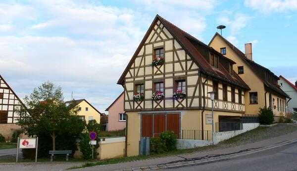 Bild vergr&ouml;&szlig;ern: Rathaus in Neusitz