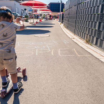 Bild vergr&ouml;&szlig;ern: Eindrücke vom Projekt Spielstraße