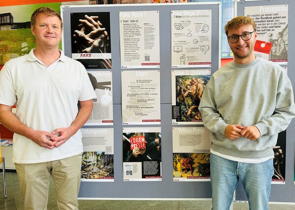 Bild vergr&ouml;&szlig;ern: Ausstellung Fake News Abel Meier
