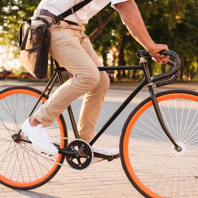 Mann auf Fahrrad
